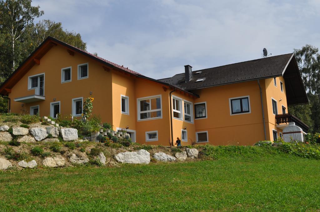 Ferienwohnung Hoebart Dorfstetten Szoba fotó